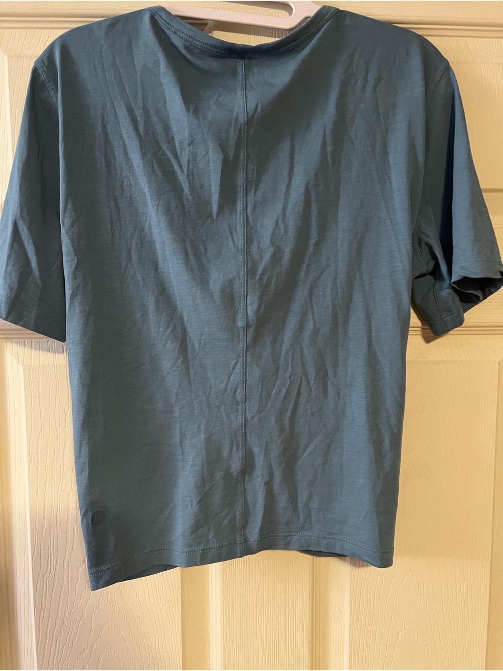 #214 Lululemon Twist Front Short Sleeve Yoga Training Top Blue Gry Size 8/10 EUC - Picture 2 of 3